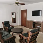 Downtown & Two-bedrooms Lejlighed Larnaca