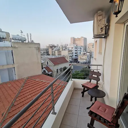 Downtown & Two-bedrooms דירה