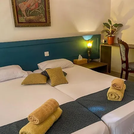 דירה Downtown & Two-bedrooms *