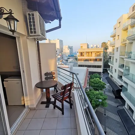 Lejlighed Downtown & Two-bedrooms *