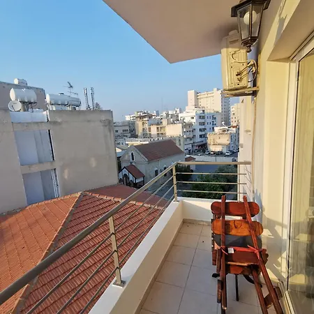 Downtown & Two-bedrooms Apartament