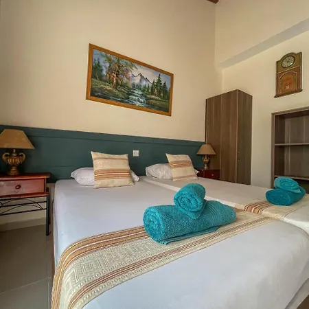 Downtown & Two-bedrooms Apartament