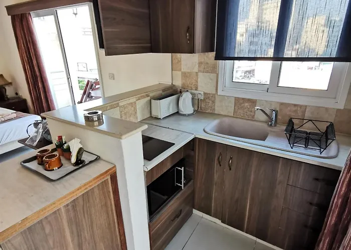 Downtown & Two-bedrooms * 拉纳卡