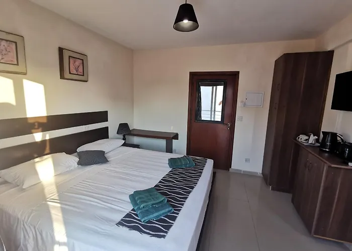 Downtown & Two-bedrooms *