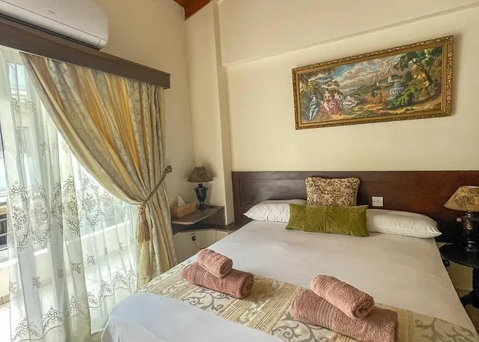 Downtown & Two-bedrooms Lejlighed *