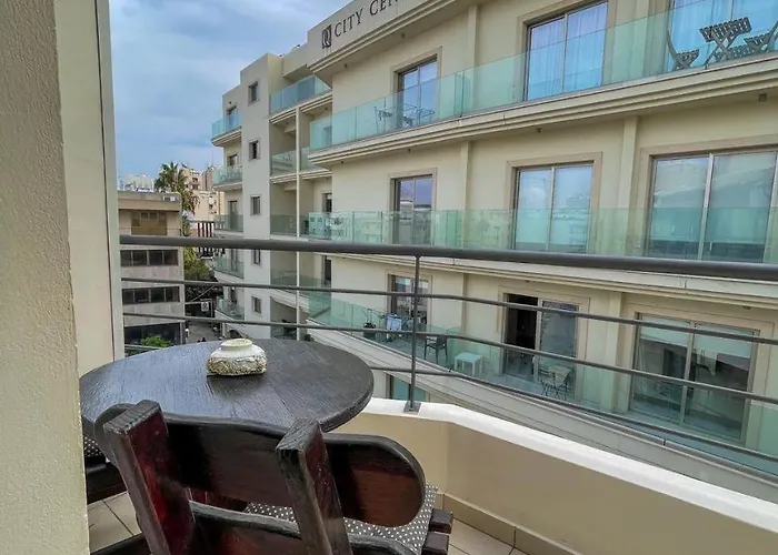 Downtown & Two-bedrooms Lejlighed