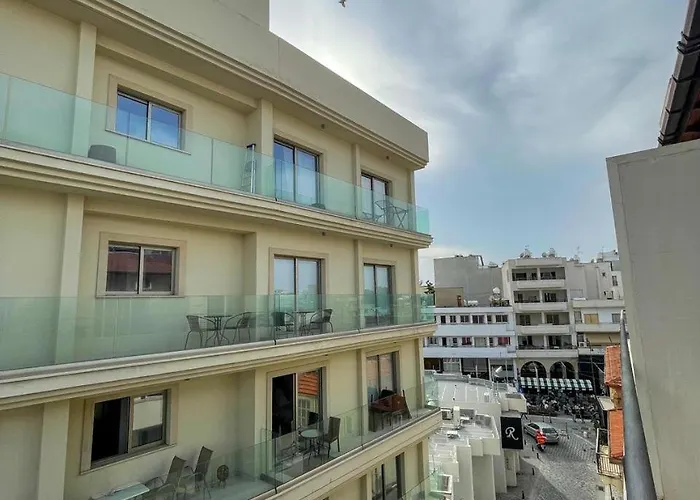 Downtown & Two-bedrooms *