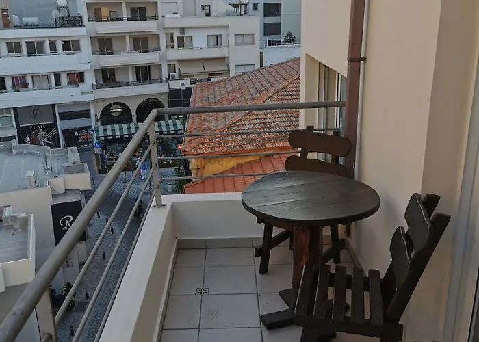 Downtown & Two-bedrooms Lejlighed Larnaca